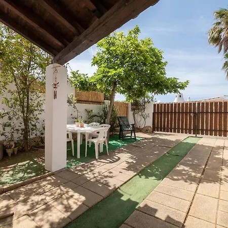 公寓 Casachef - House With Garden Near The